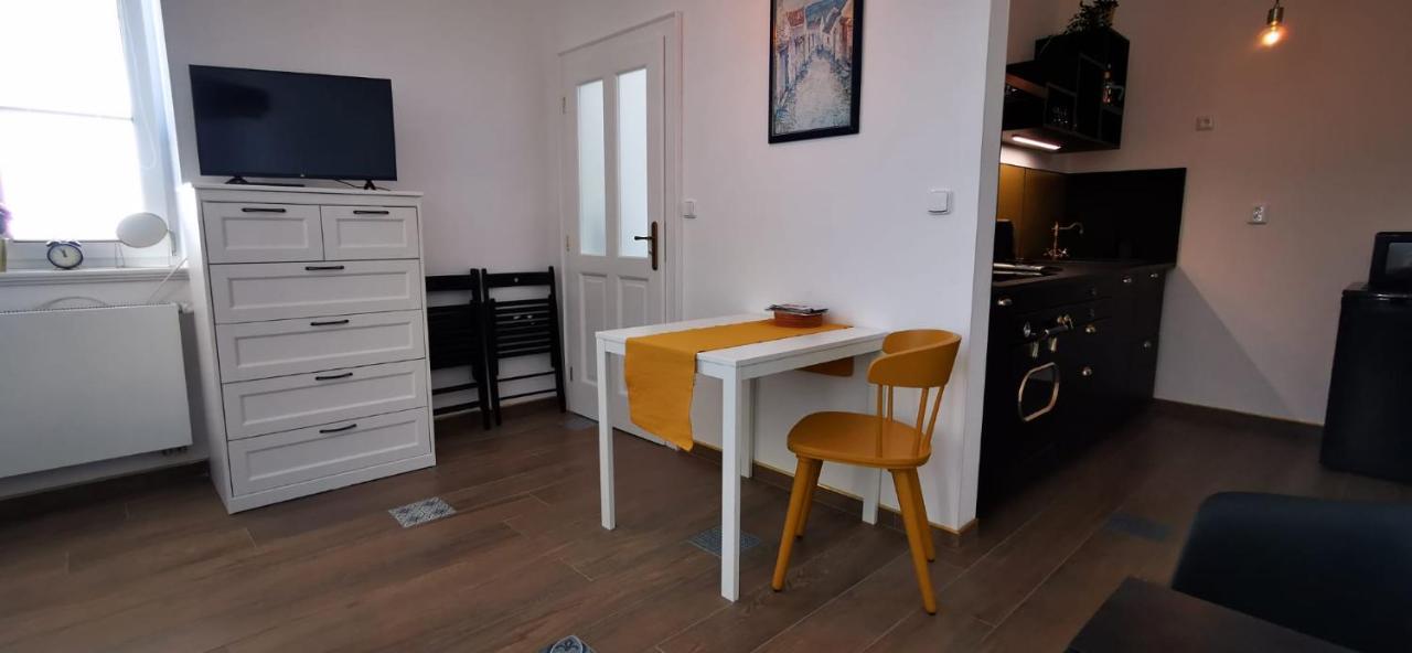Apartman Augustin Jičín Екстериор снимка